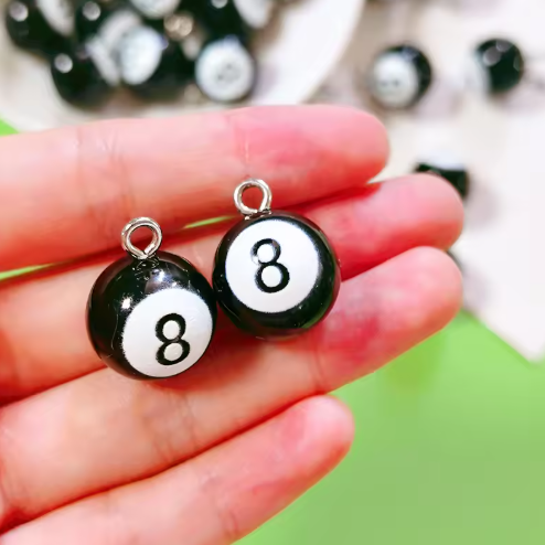 10 قطع من تعليقات البلياردو ال - مراجعة Jewelry Making Game وسعره